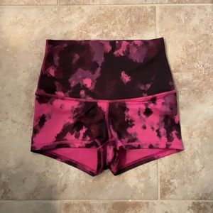 Lululemon boogie shorts